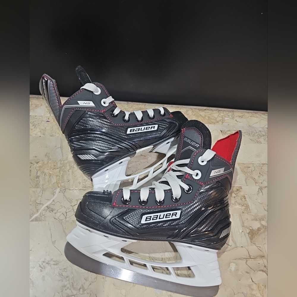 Bauer NS Lightspeed Pro II Ice Hockey Skates ‎ Size 13Y Black Red White